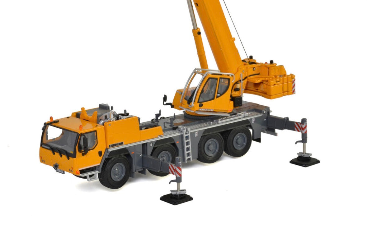 PREMIUM LINE; LIEBHERR LTM 1090-4.2