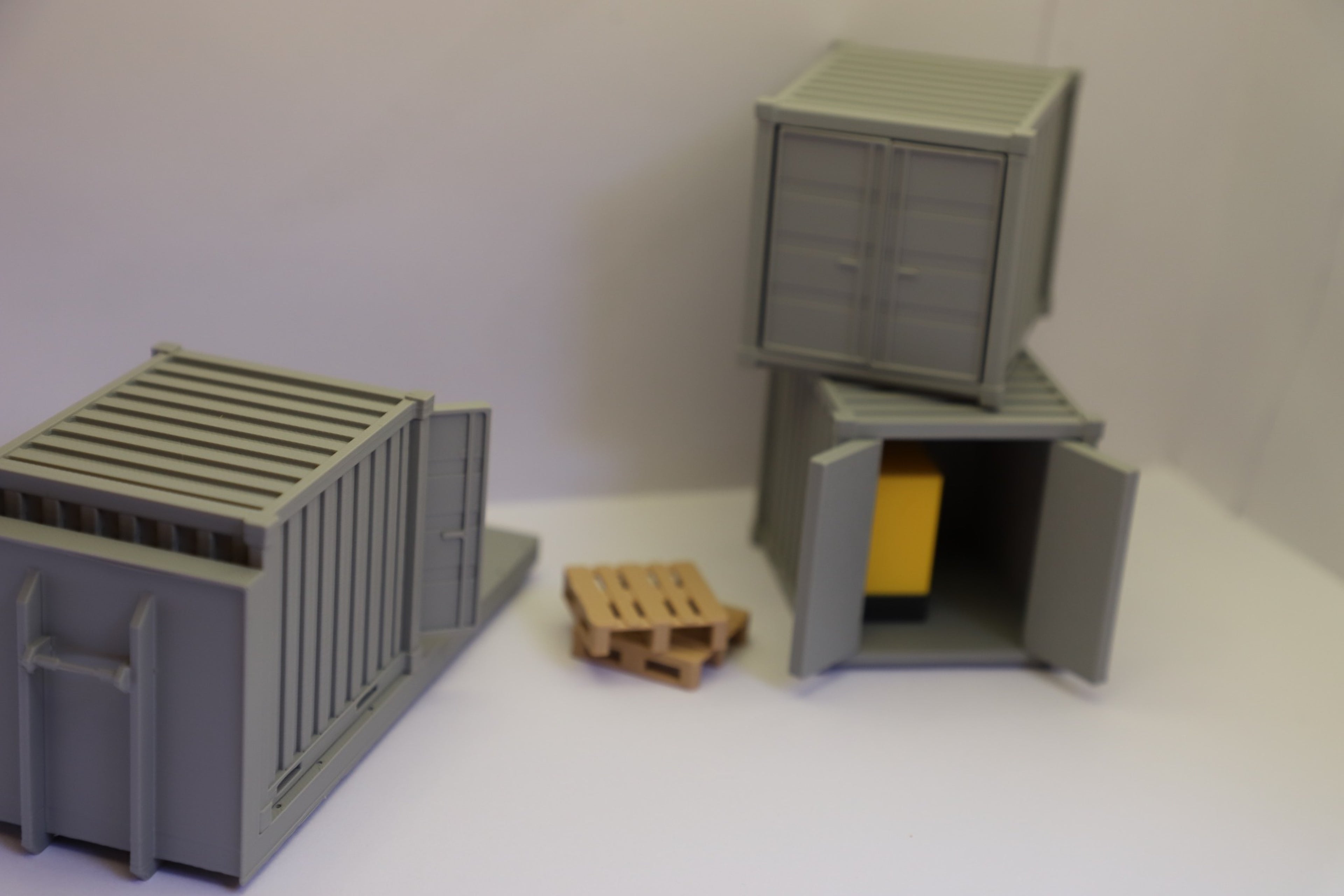 Contenedores de almacenamiento / Contenedores de materiales / Contenedores marítimos a escala 10 pies - 1/50 - Diferentes colores